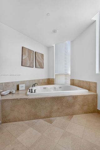 20155 NE 38th Court 2201, Aventura, FL 33180