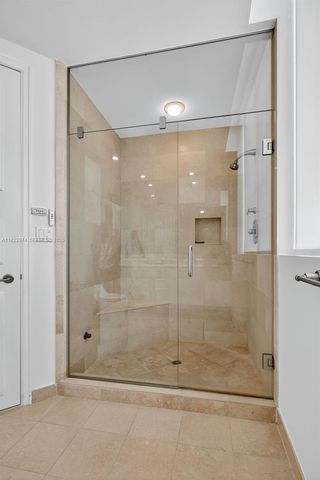 20155 NE 38th Court 2201, Aventura, FL 33180
