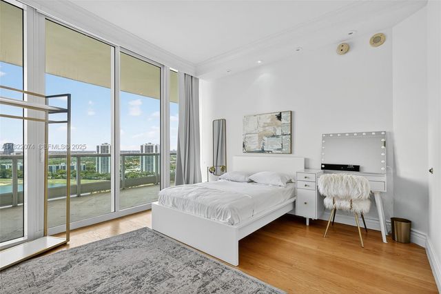 20155 NE 38th Court 2201, Aventura, FL 33180