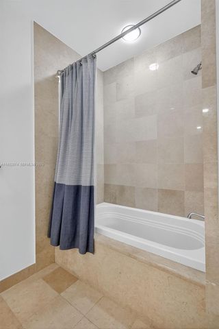 20155 NE 38th Court 2201, Aventura, FL 33180