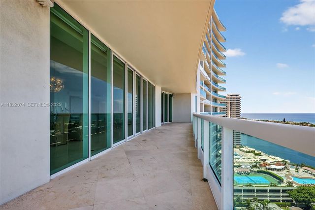 20155 NE 38th Court 2201, Aventura, FL 33180
