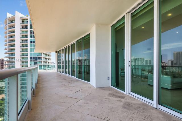 20155 NE 38th Court 2201, Aventura, FL 33180