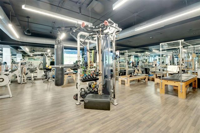 20155 NE 38th Court 2201, Aventura, FL 33180