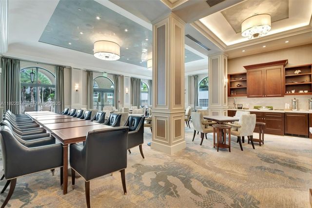 20155 NE 38th Court 2201, Aventura, FL 33180