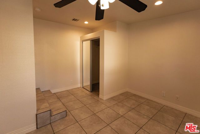 5766 Newcastle Avenue, Los Angeles, CA 91316