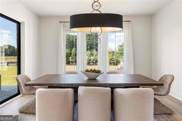185 Heatherton Lane, Milton, GA 30009