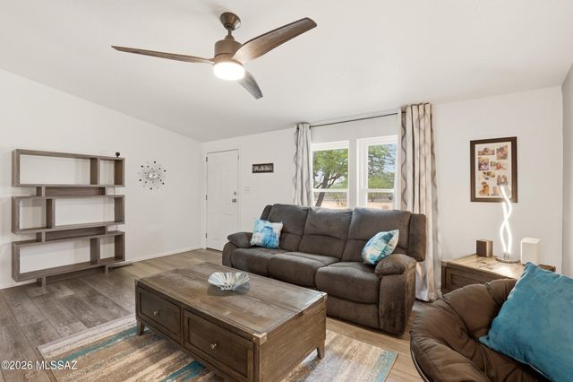 16921 W Placita Dato, Marana, AZ 85653