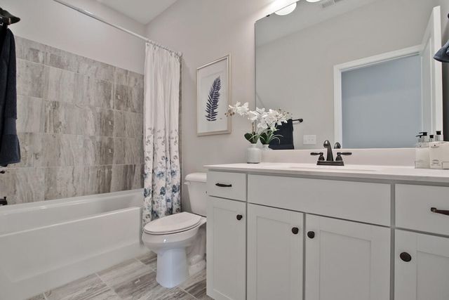 8781 Meadowvale Court, Ooltewah, TN 37363