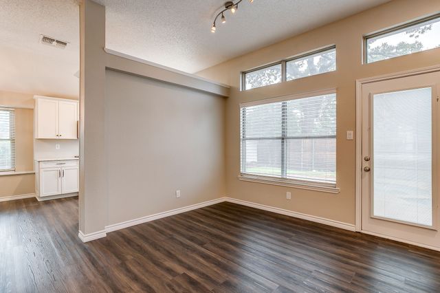 7901 Ember Oaks Drive, North Richland Hills, TX 76182
