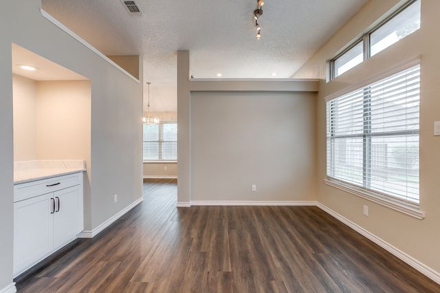 7901 Ember Oaks Drive, North Richland Hills, TX 76182
