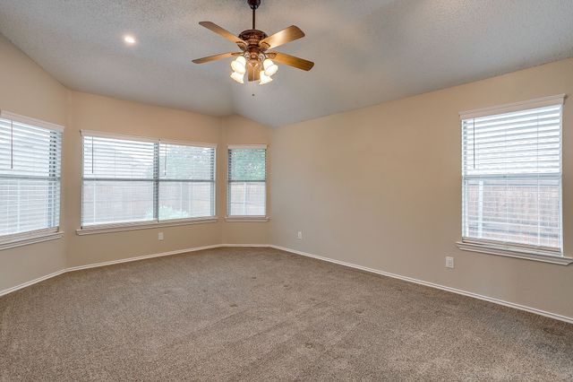 7901 Ember Oaks Drive, North Richland Hills, TX 76182