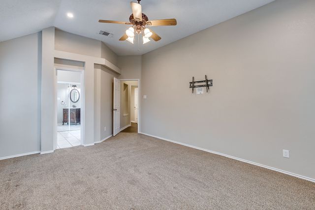 7901 Ember Oaks Drive, North Richland Hills, TX 76182