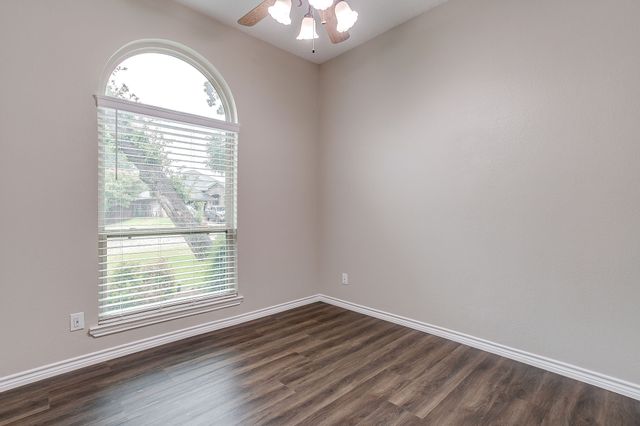 7901 Ember Oaks Drive, North Richland Hills, TX 76182