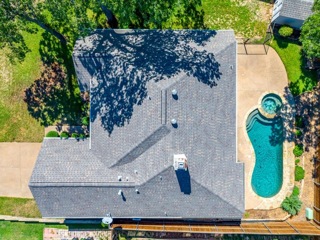 7901 Ember Oaks Drive, North Richland Hills, TX 76182