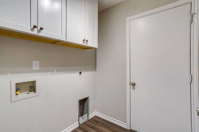 7901 Ember Oaks Drive, North Richland Hills, TX 76182