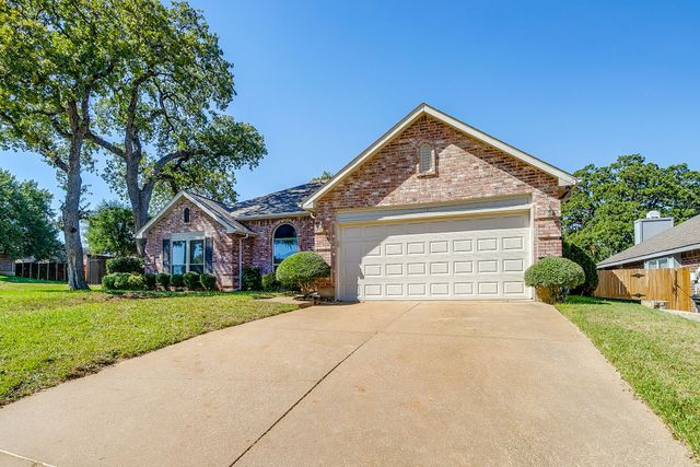7901 Ember Oaks Drive, North Richland Hills, TX 76182