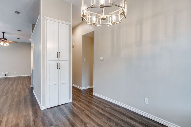 7901 Ember Oaks Drive, North Richland Hills, TX 76182