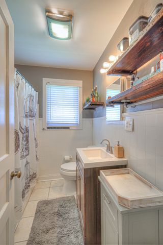 208 Walnut Hill Dr, Nashville, TN 37214