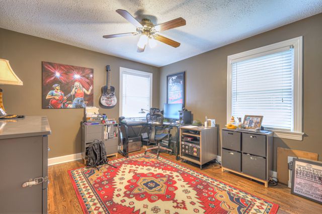 208 Walnut Hill Dr, Nashville, TN 37214