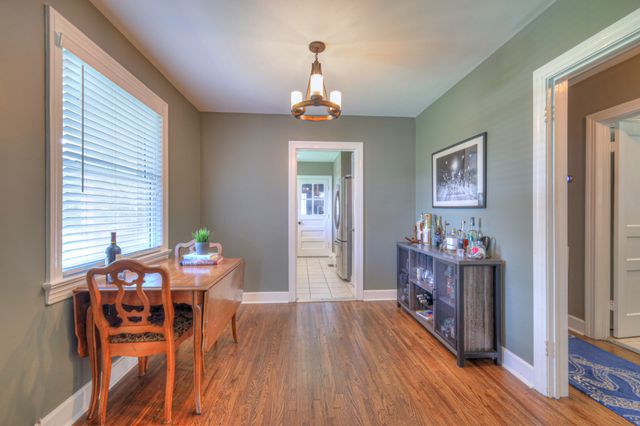 208 Walnut Hill Dr, Nashville, TN 37214