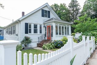 2290 Centre Street, Boston, MA 02132