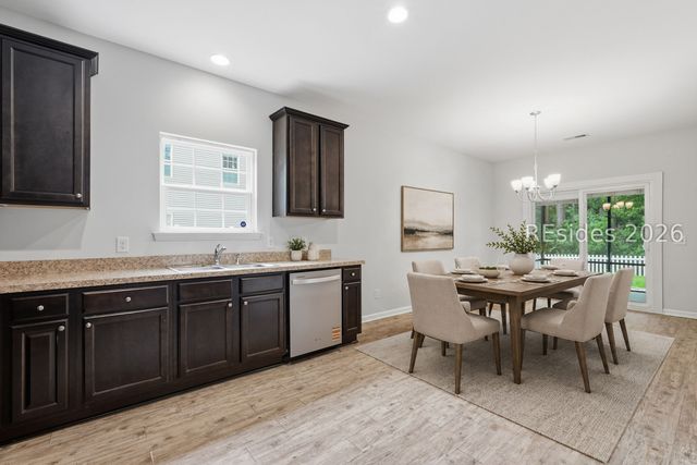 4 Swamp White Oak Dr, Bluffton, SC 29910