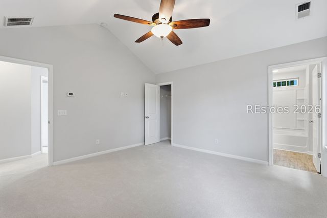 4 Swamp White Oak Dr, Bluffton, SC 29910