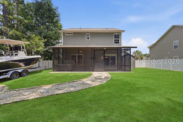 4 Swamp White Oak Dr, Bluffton, SC 29910