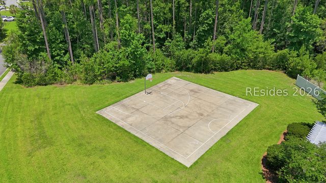 4 Swamp White Oak Dr, Bluffton, SC 29910
