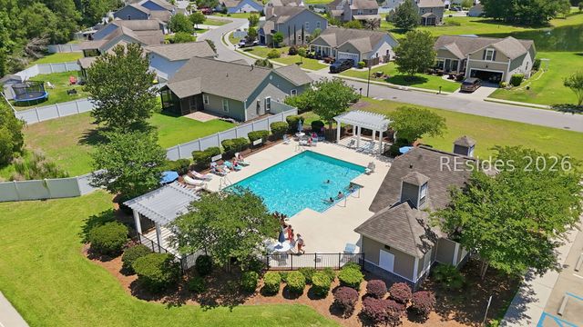 4 Swamp White Oak Dr, Bluffton, SC 29910