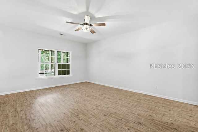 4 Swamp White Oak Dr, Bluffton, SC 29910