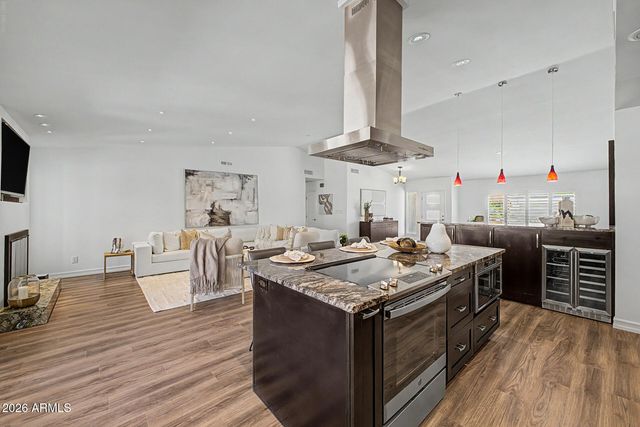 2335 E SHANGRI LA Road, Phoenix, AZ 85028