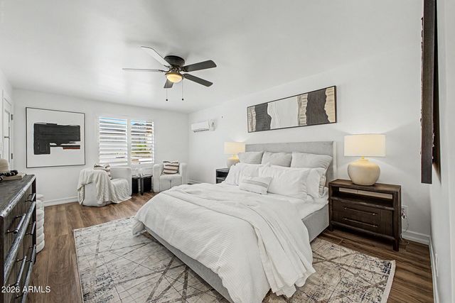 2335 E SHANGRI LA Road, Phoenix, AZ 85028