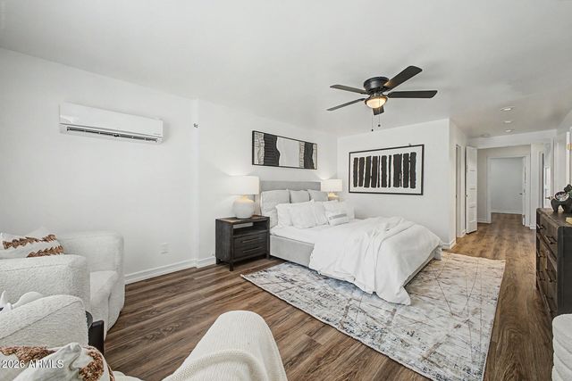 2335 E SHANGRI LA Road, Phoenix, AZ 85028