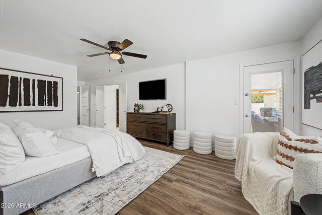 2335 E SHANGRI LA Road, Phoenix, AZ 85028