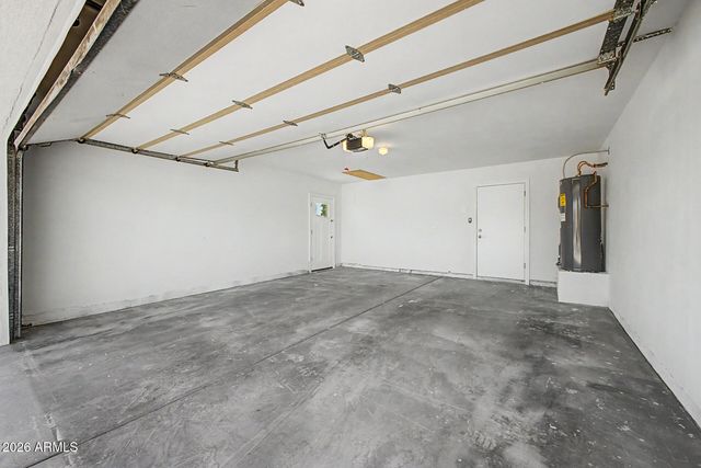 2335 E SHANGRI LA Road, Phoenix, AZ 85028