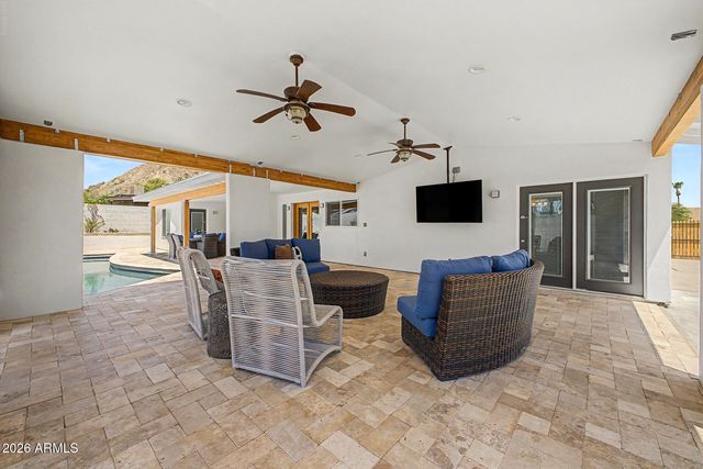 2335 E SHANGRI LA Road, Phoenix, AZ 85028