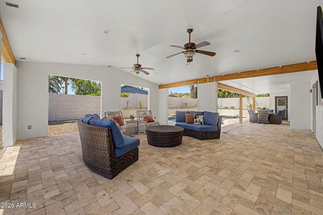 2335 E SHANGRI LA Road, Phoenix, AZ 85028
