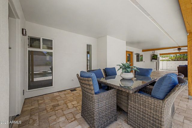 2335 E SHANGRI LA Road, Phoenix, AZ 85028