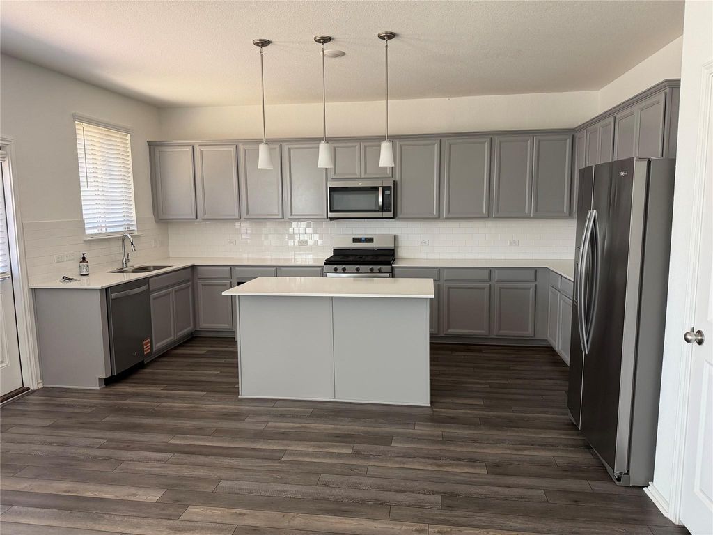 316 Harper LN, Georgetown, TX 78626