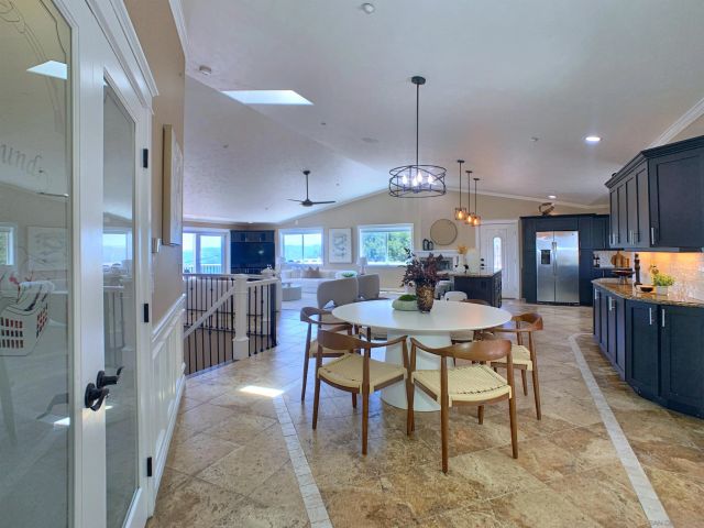 205 HIGHLINE TRAIL, El Cajon, CA 92021