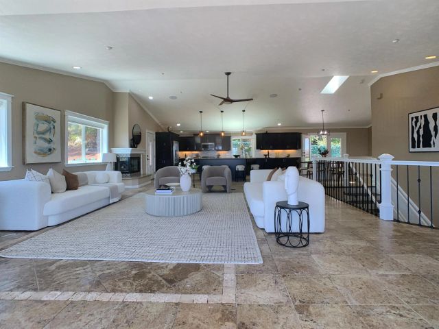 205 HIGHLINE TRAIL, El Cajon, CA 92021