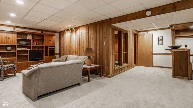 4865 Briarwood Court, Carmel, IN 46033