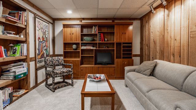 4865 Briarwood Court, Carmel, IN 46033