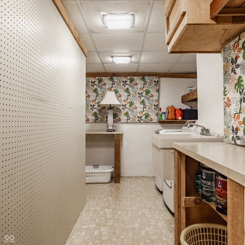 4865 Briarwood Court, Carmel, IN 46033