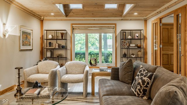 4865 Briarwood Court, Carmel, IN 46033