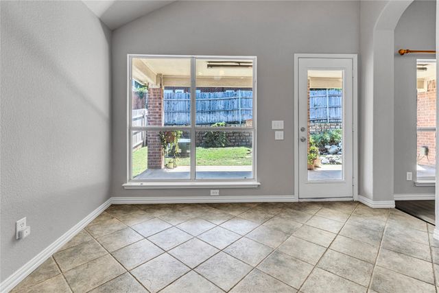 2719 Falcon Trail, Grand Prairie, TX 75052