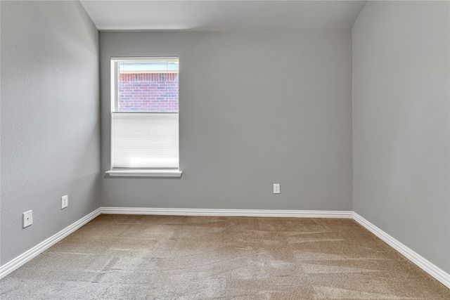 2719 Falcon Trail, Grand Prairie, TX 75052