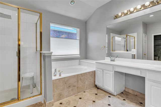 2719 Falcon Trail, Grand Prairie, TX 75052