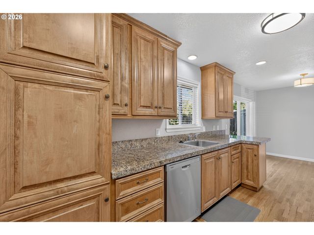 1490 Nw 137TH Ave, Portland, OR 97229